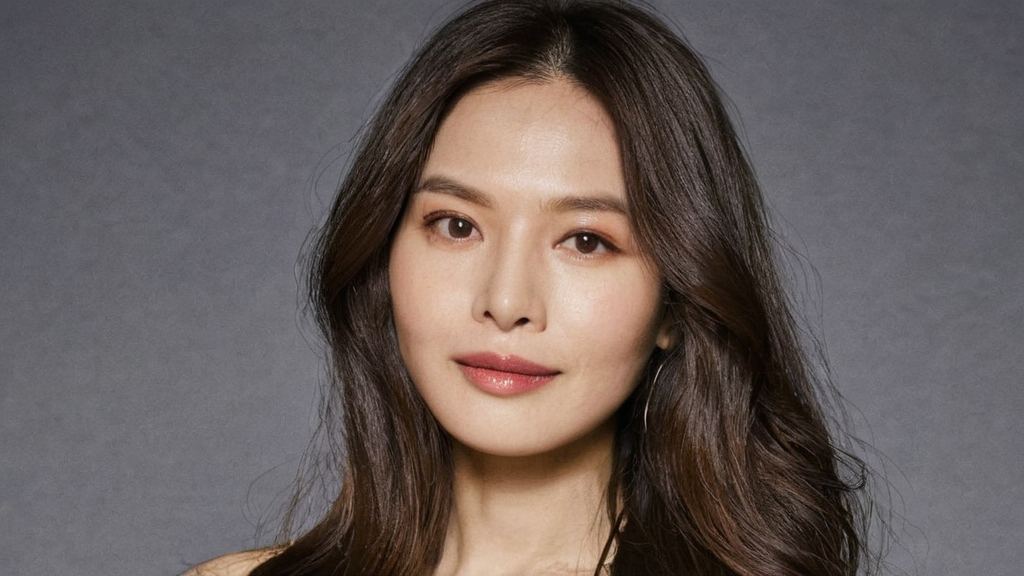 Jennie背后故事引发热议娱乐圈还有这样的明星让粉丝感受到真实魅力